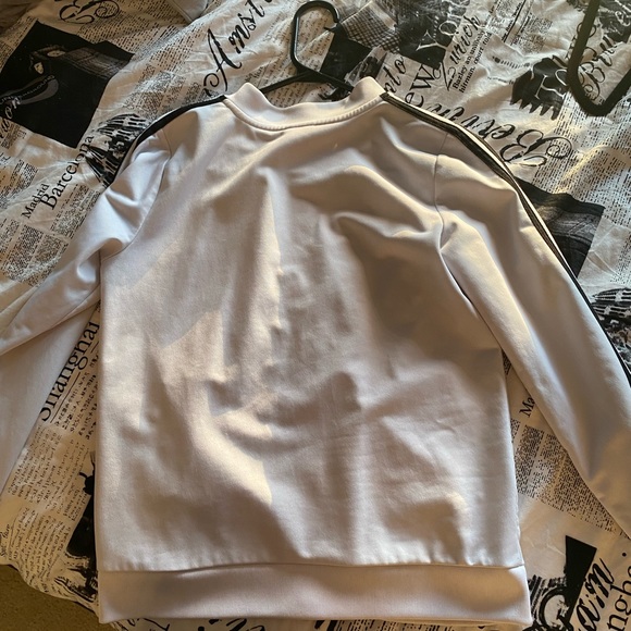 Adidas original sweater - Picture 3 of 3